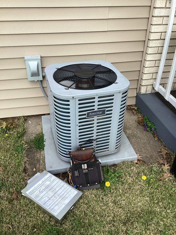 Completed planned air conditioning maintenance on Ameristar outdoor condenser unit. Performed comprehensive system inspection including electrical components, capacitors, contactors, and refrigerant lines, verified proper operation of all internal components, and replaced 16x25x1 air filter as part of membership maintenance agreement.