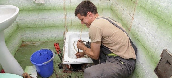 How To Avoid An Expensive Drain Cleaning Emergency