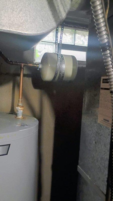 South Bend, IN - Replaced expansion tank on heating system as quoted. Completed seasonal maintenance filter service, including filter inspection and replacement per recurring maintenance schedule.